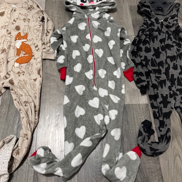 Girls kids size 6 pajama lot onesie - Picture 4 of 7